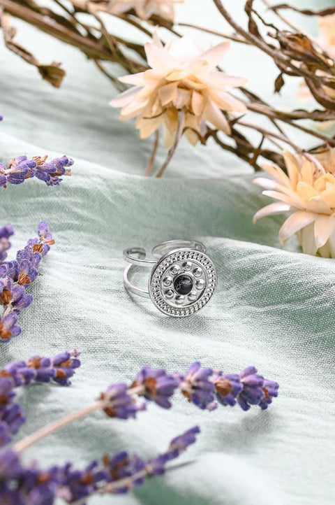 Bague ronde à pierre noire - Annaé Paris